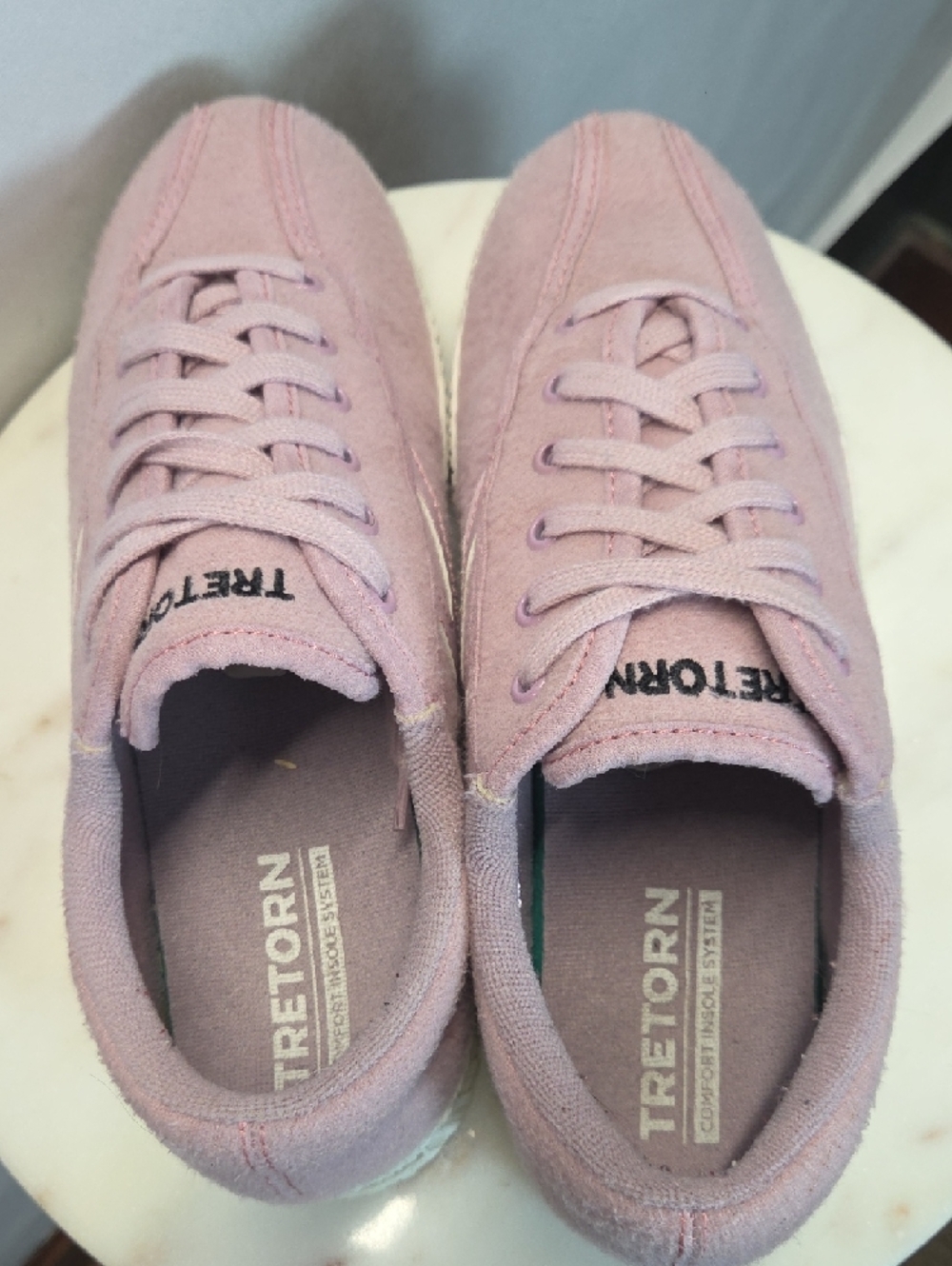 Tretorn Pastel Pink Low-Top Sneakers Size 7.5 - Picture 5 of 7